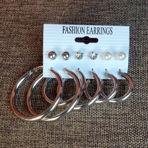 💍🍒 Silver Hoop and Stud Earring Set